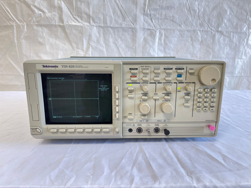 Tektronix TDS 820 Digital Oscilloscope