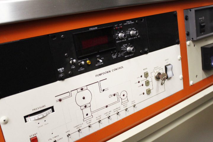 Perkin Elmer 4400 Sputtering System