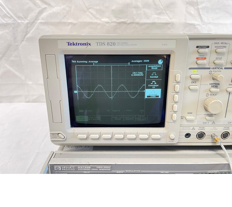 Tektronix TDS 820 Digital Oscilloscope