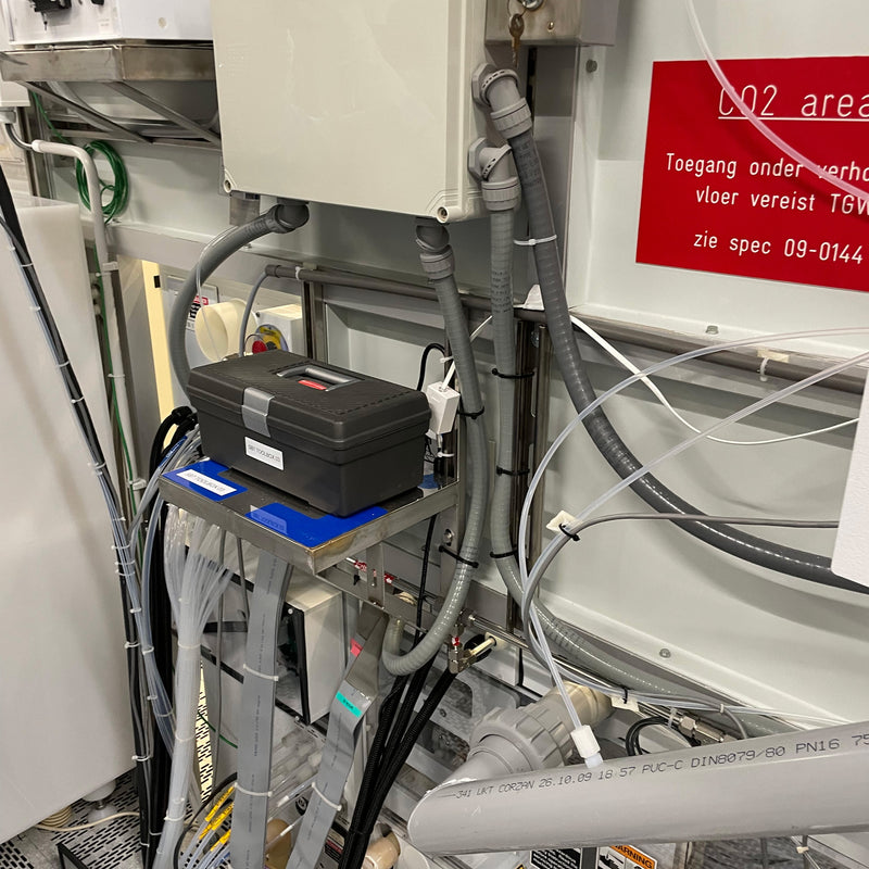 FSI Mercury MP Batch Spray Cleaning System