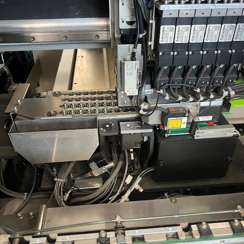 Juki KE 2080 L Pick and Place