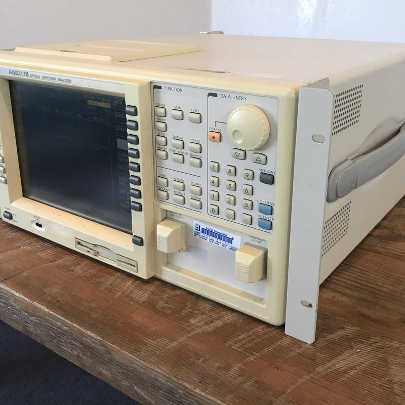 Yokogawa / Ando AQ 6317 B Optical Spectrum Analyzer