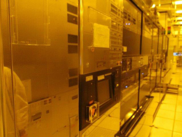 Tel Clean Track Act 12 Coater / Developer
