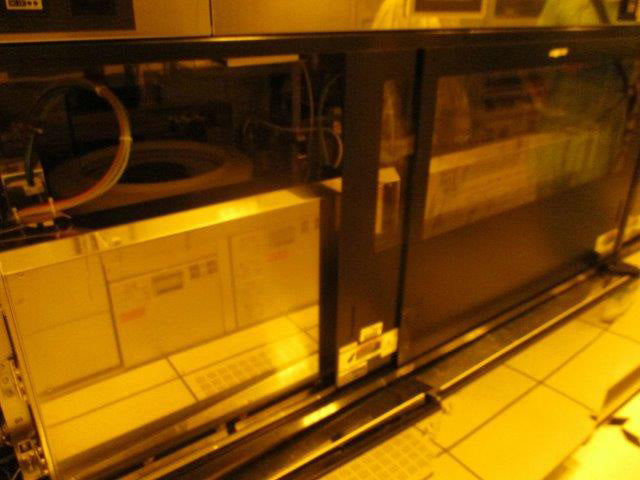 Tel Clean Track Act 12 Coater / Developer