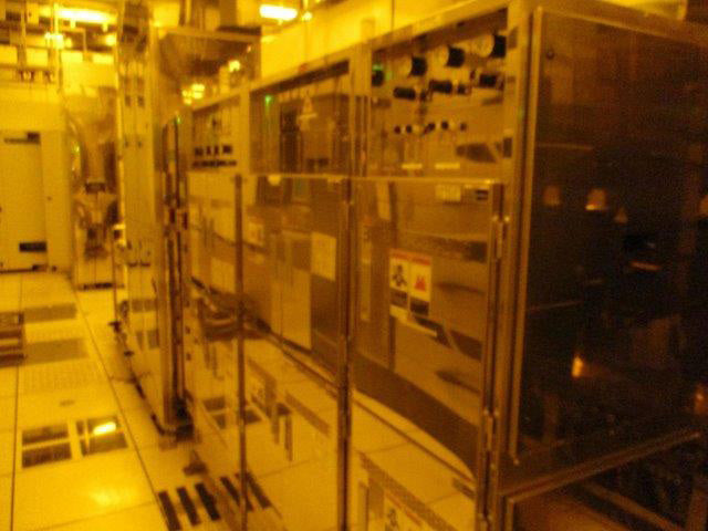 Tel Clean Track Act 12 Coater / Developer