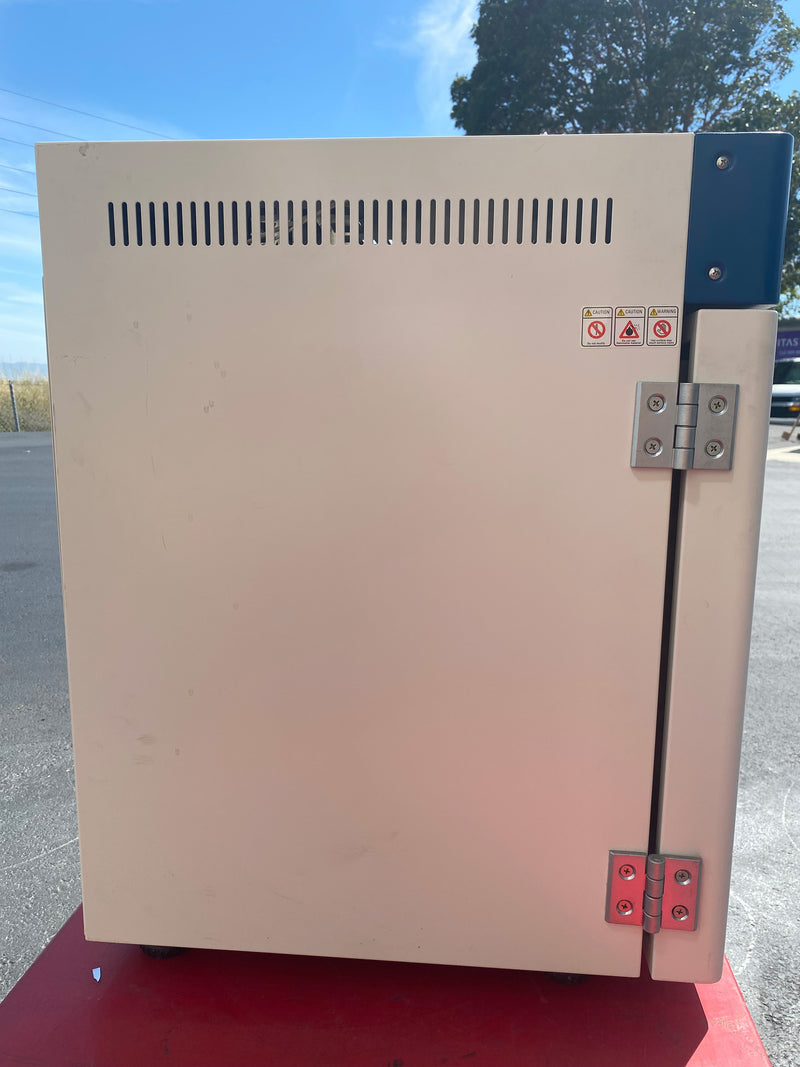 VWR Symphony Gravity Convection Oven