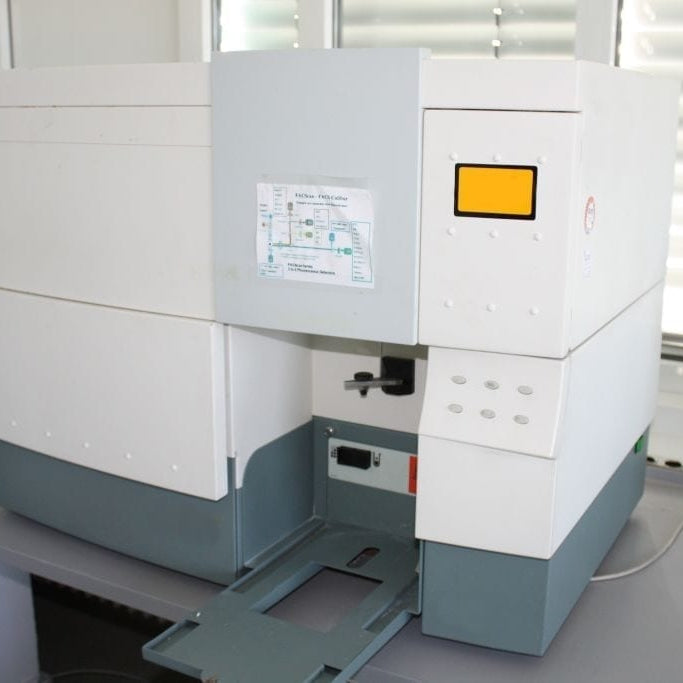 Becton Dickinson FACSCalibur Flow Cytometer