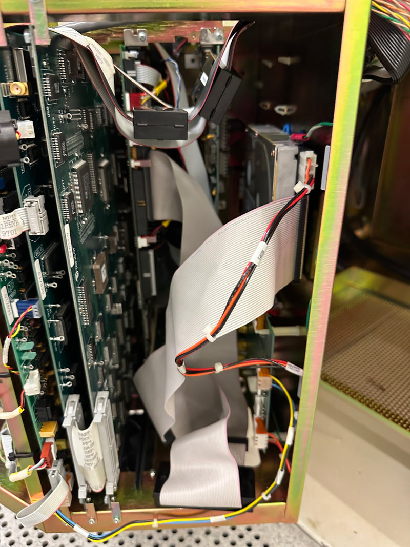 KLA Surfscan 6420 Particle Defect System