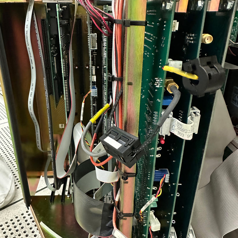 KLA Surfscan 6420 Particle Defect System