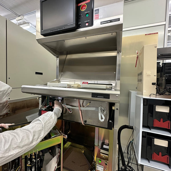 KLA Surfscan 6420 Particle Defect System