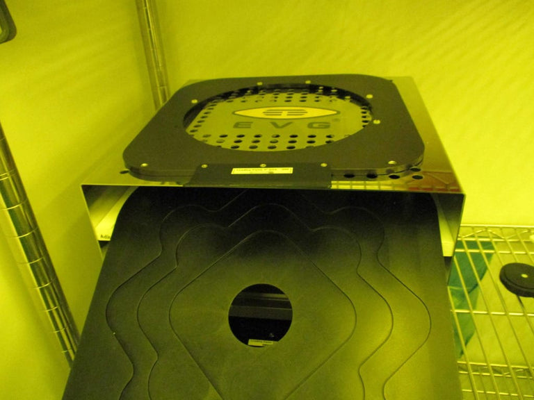 EVG 620 Mask Aligner