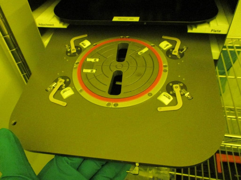 EVG 620 Mask Aligner