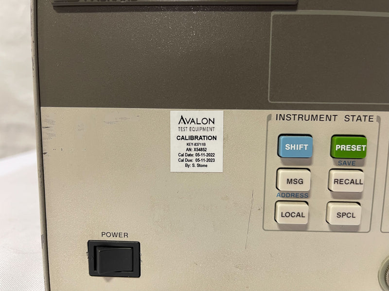 Keysight / Agilent 83711 B Synthesized CW Generator