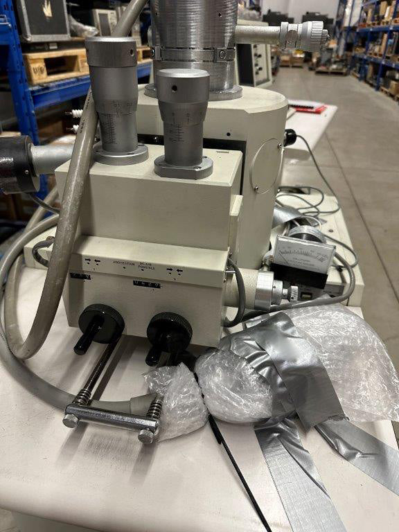 Hitachi S 570 SEM (Scanning Electron Microscope)