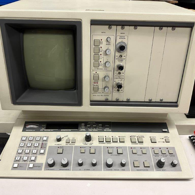 Hitachi S 570 SEM (Scanning Electron Microscope)