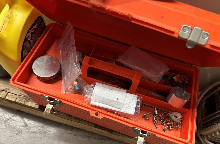 Hitachi S 570 SEM (Scanning Electron Microscope)