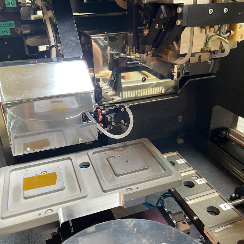 SUSS FC 150 Flip Chip Bonder