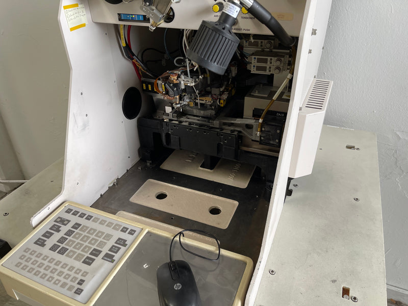 K&S Maxum Ultra Wire Bonder