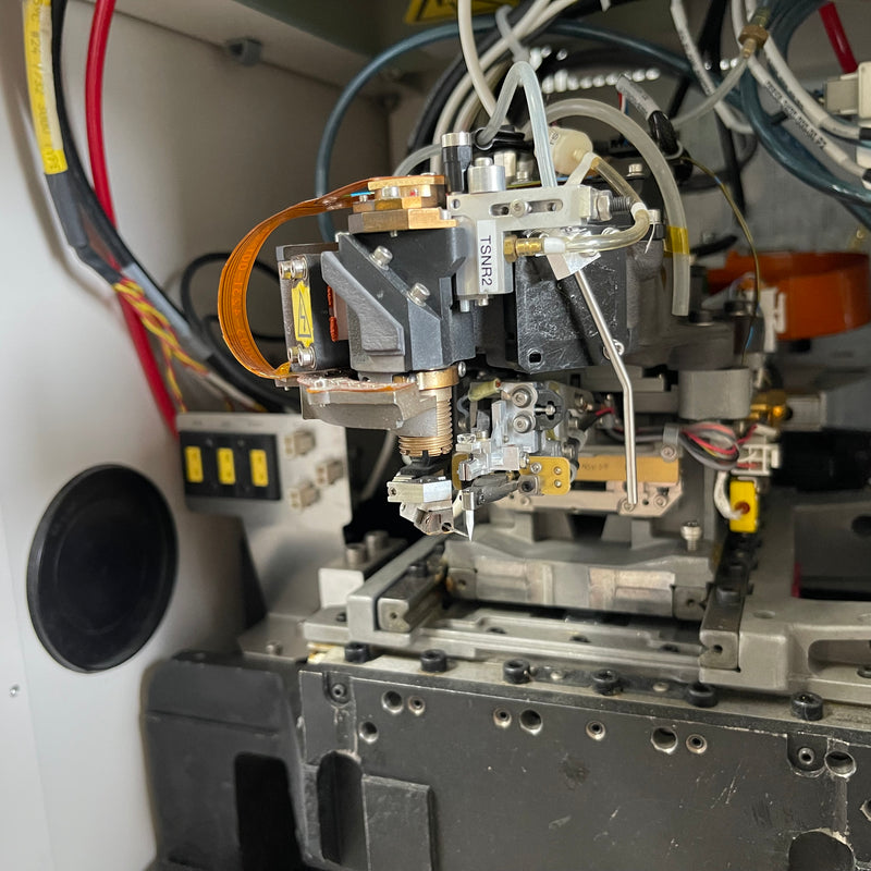 K&S Maxum Ultra Wire Bonder