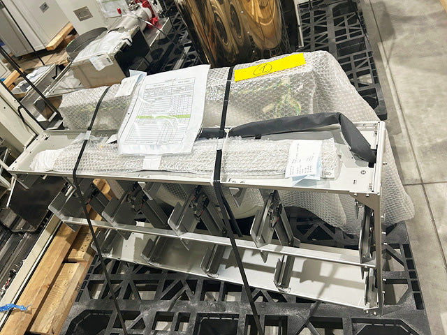 Hitachi Kokusai DD 853 V Vertical Diffusion Furnace