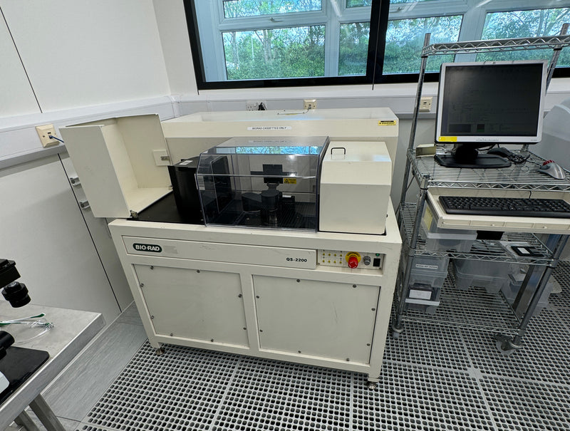 Accent Optical / Biorad QS 2200 A Spectrometer