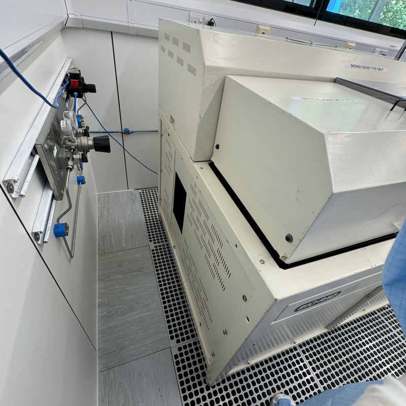 Accent Optical / Biorad QS 2200 A Spectrometer