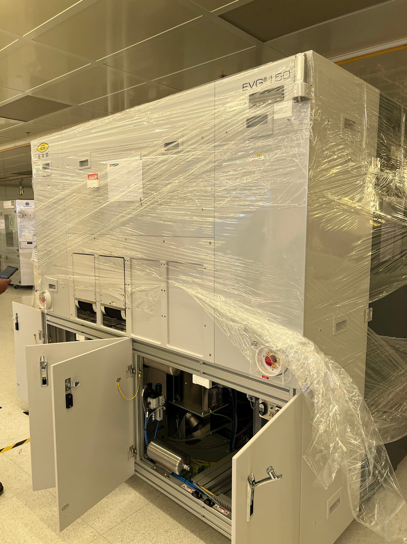 EVG 150 Coater / Developer
