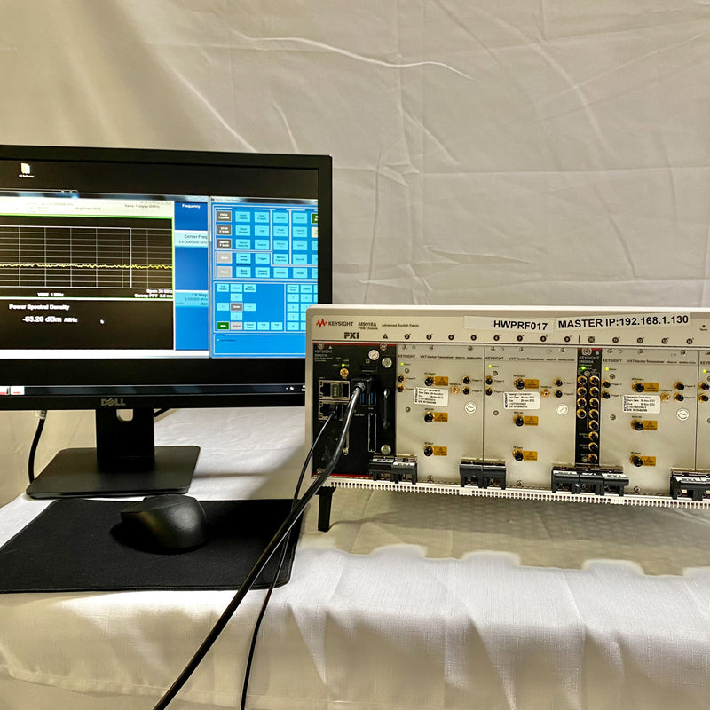 Keysight / Agilent M 9421 A VXT Vector Transceiver