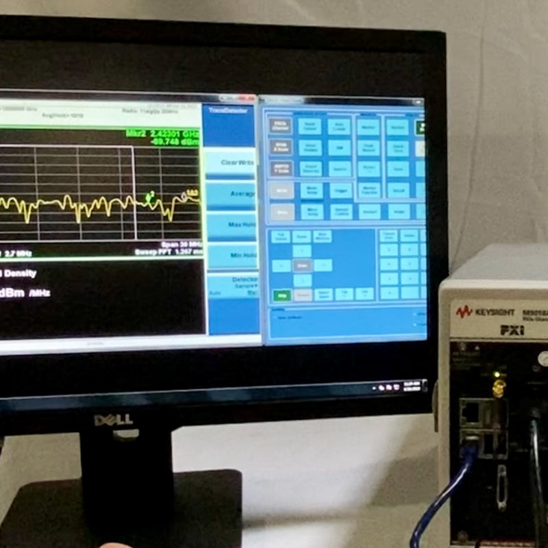 Keysight / Agilent M 9421 A VXT Vector Transceiver