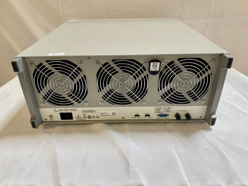 Keysight / Agilent M 9018 A Chassis