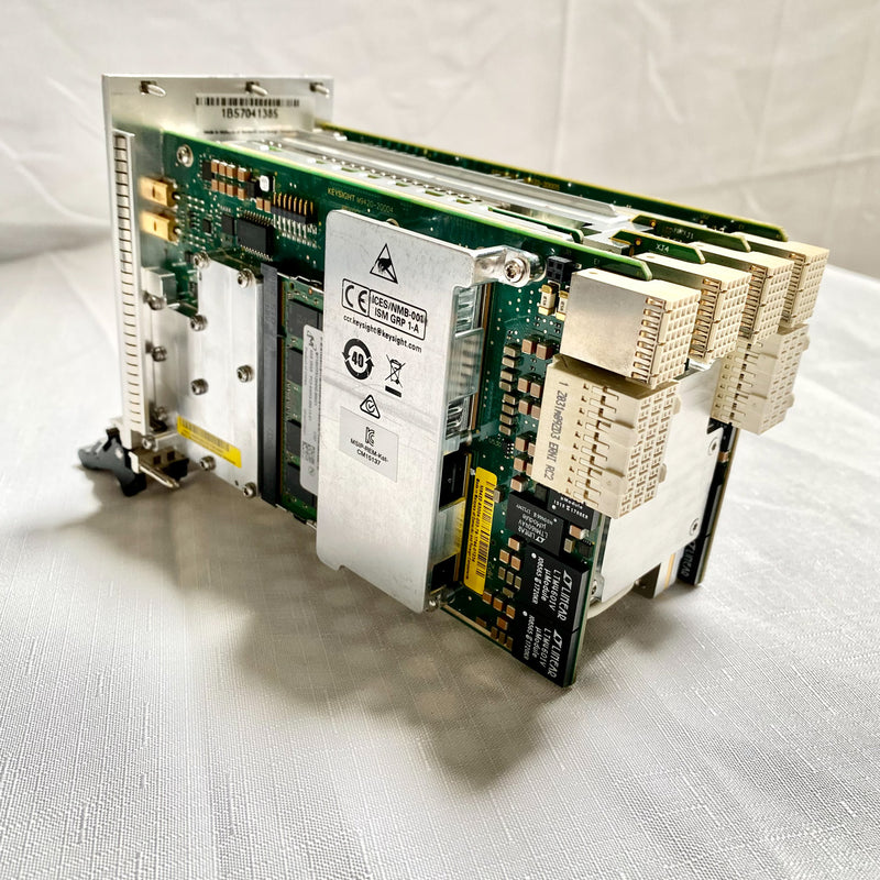 Keysight / Agilent M 9421 A VXT Vector Transceiver