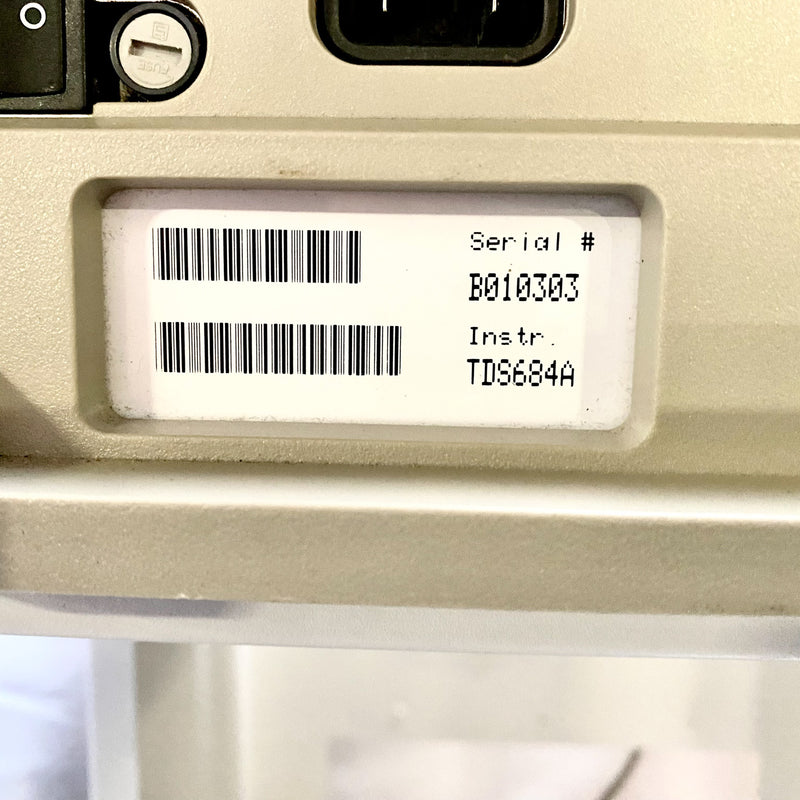 Tektronix TDS 684 A Digital Real-Time Oscilloscope