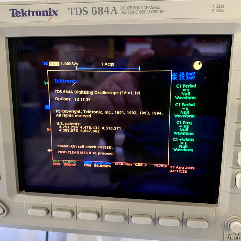Tektronix TDS 684 A Digital Real-Time Oscilloscope