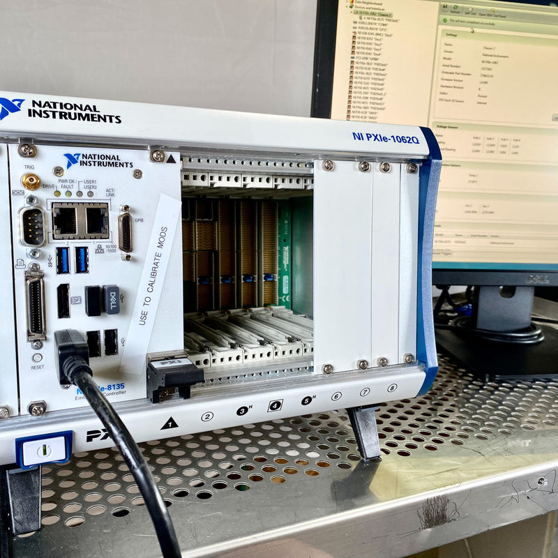 National Instruments NI PXIe-1062 Q Express Chassis