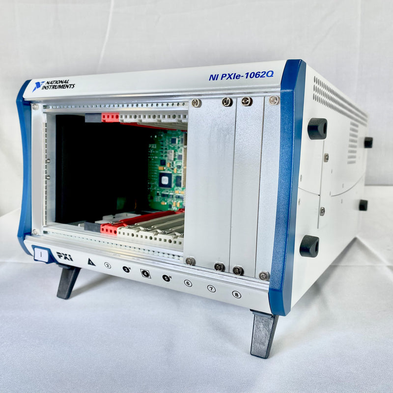 National Instruments NI PXIe-1062 Q Express Chassis