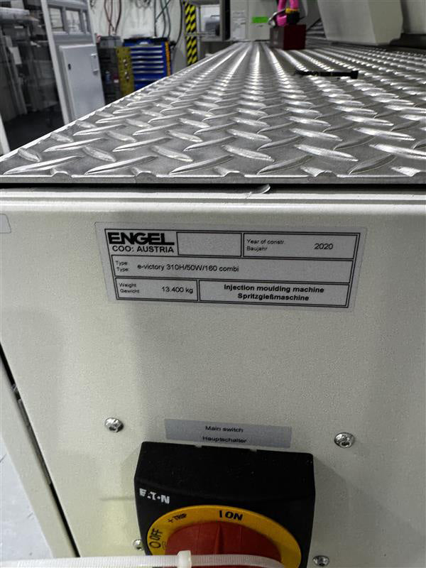 Engel e Victory 310 H / 160 Injection Molding Machine