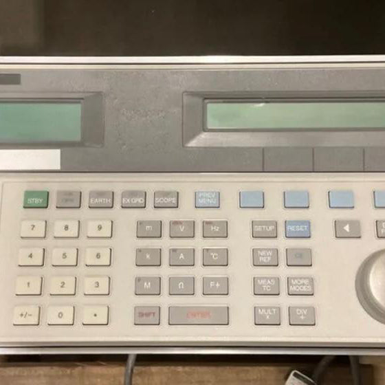 Fluke 5520 A Calibrator