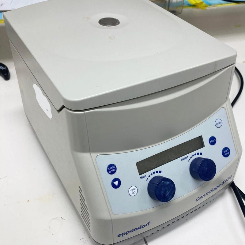 Eppendorf 5424 Microcentrifuge