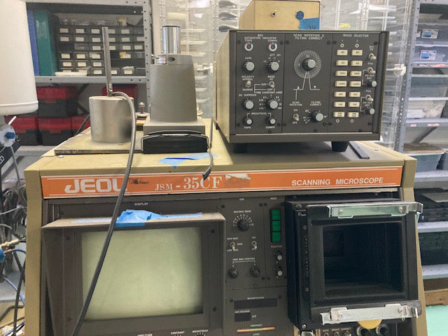 Jeol 35 CF SEM (Scanning Electron Microscope)