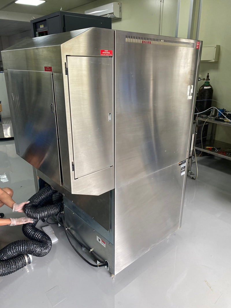 KLA Surfscan 7700 Particle Defect System
