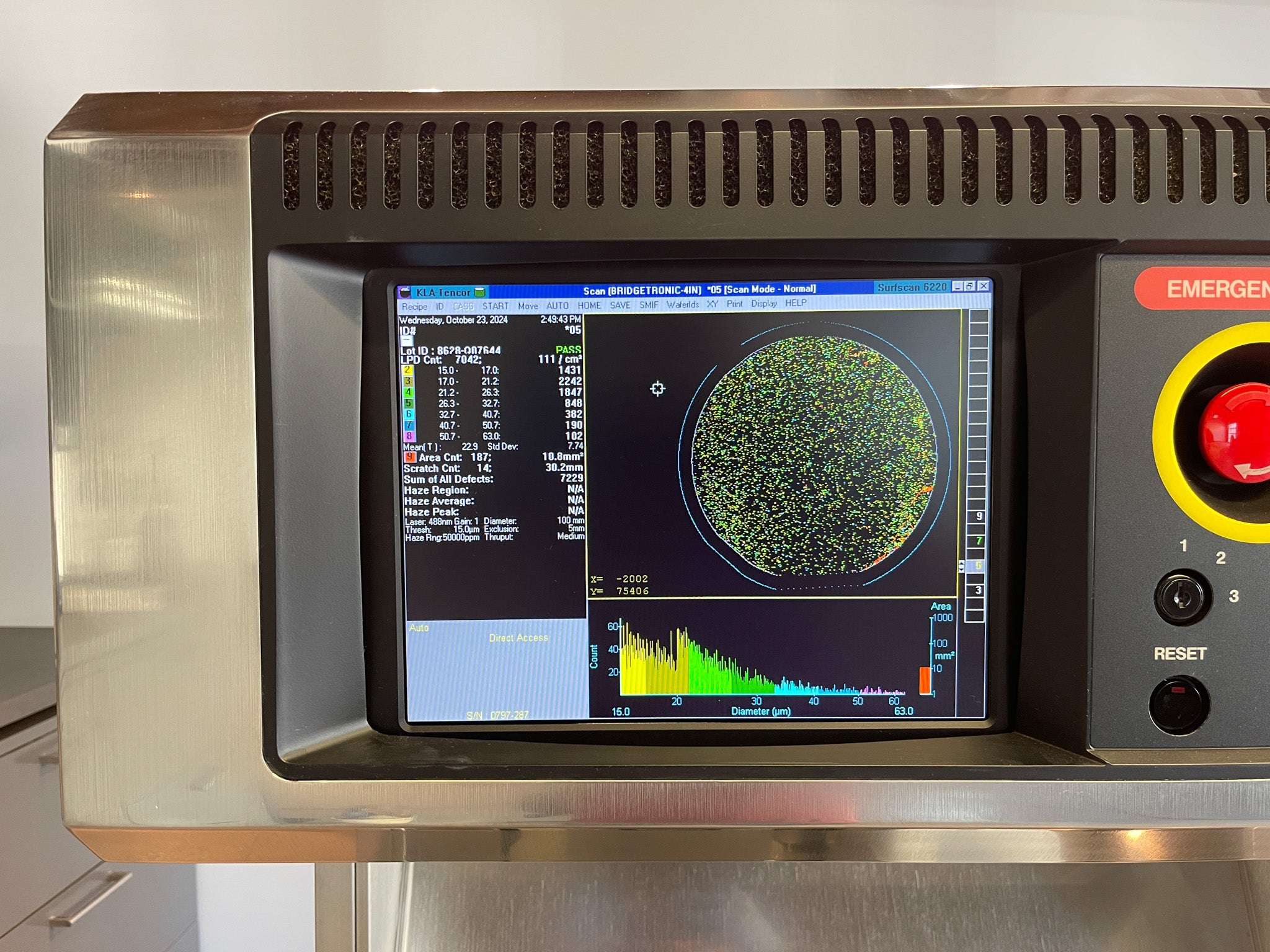 KLA Surfscan 6220 Particle Defect System – Bridge Tronic Global