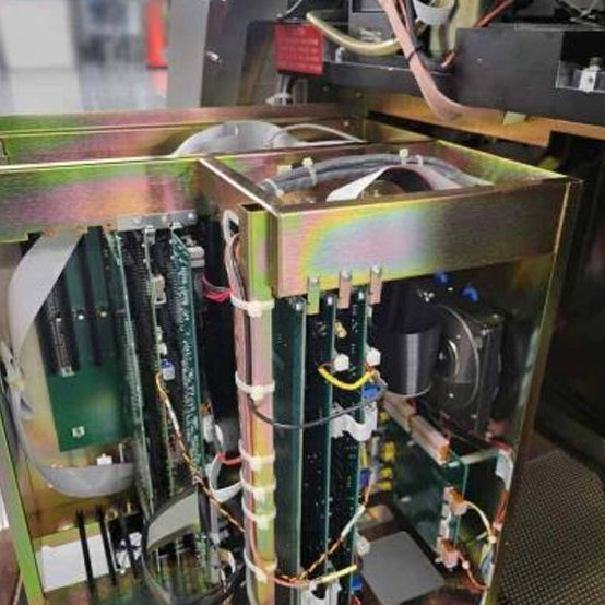 KLA Surfscan 6220 Particle Defect System