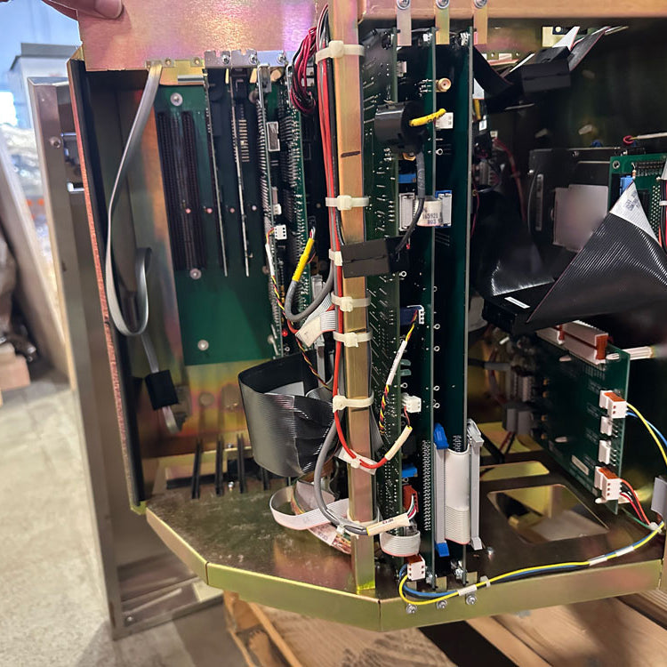 KLA Surfscan 6420 Particle Defect System