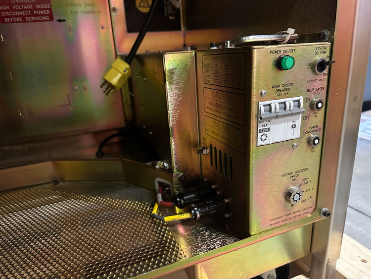 KLA Surfscan 6420 Particle Defect System