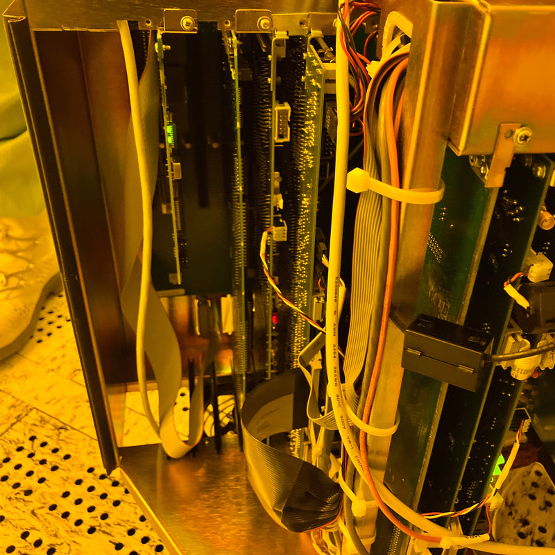 KLA Surfscan 6420 Particle Defect System