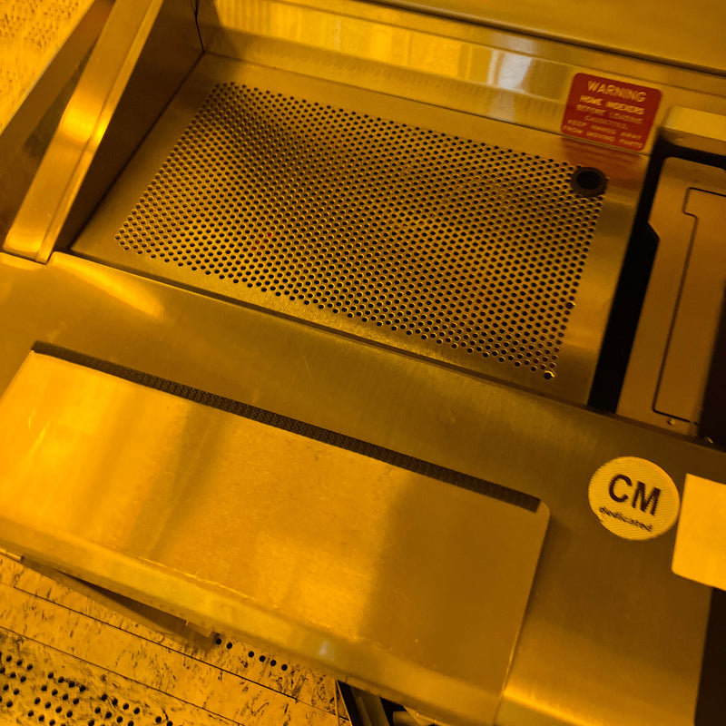 KLA Surfscan 6420 Particle Defect System