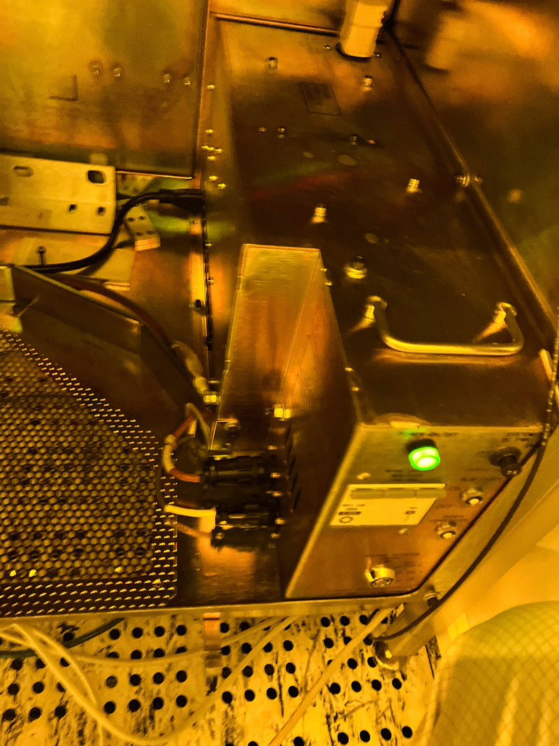 KLA Surfscan 6420 Particle Defect System