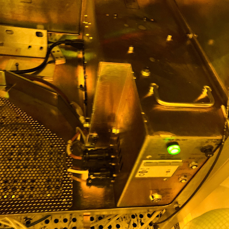 KLA Surfscan 6420 Particle Defect System