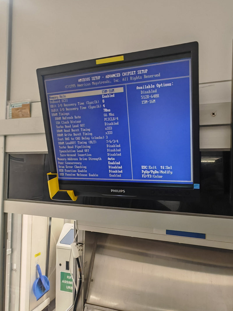 KLA Surfscan 6220 Particle Defect System