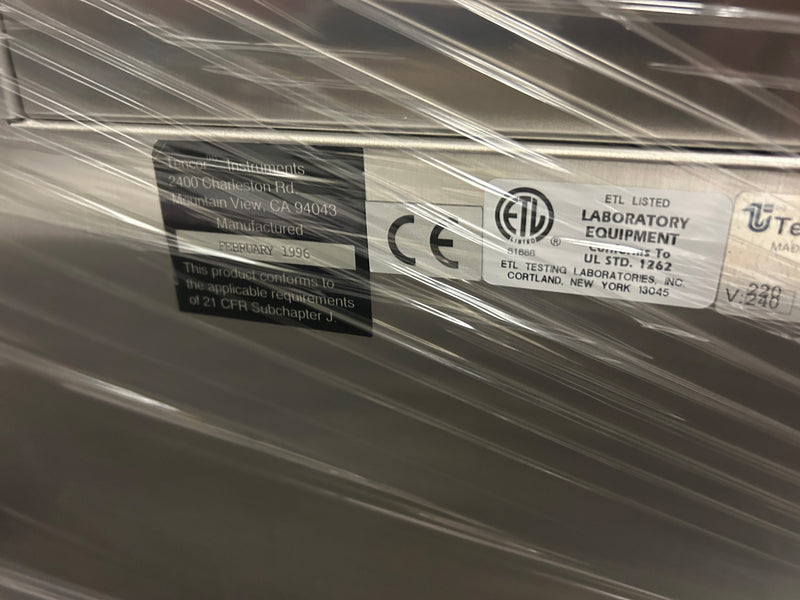 KLA Surfscan 6420 Unpatterned Surface Inspection System